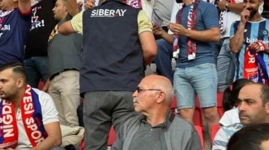 Niğde'de siber güvenlik bilgilendirmesi için polis ekipleri çalışma yaptı