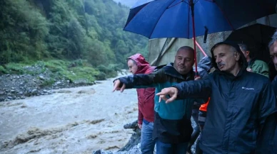 Bakan Uraloğlu Çamlıhemşin Hala Tüneli’nde inceleme yaptı