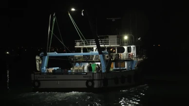 Mersin'de 443 balıkçı av yasağının bitmesiyle denize açıldı