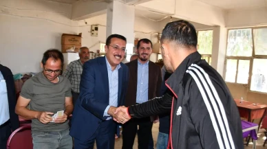 Bülent Tüfenkci Doğanşehir'de muhtarlarla görüşerek bölgenin ihtiyaçlarını dinledi