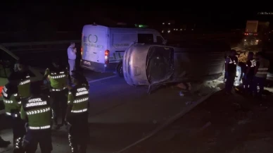 Gaziantep’te minibüs devrildi 2 ölü 8 yaralı