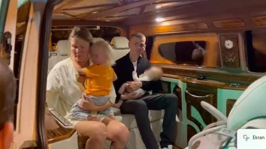 Antalya'da tırın çarptığı tur minibüslerinde Danimarkalı turistler yaralandı