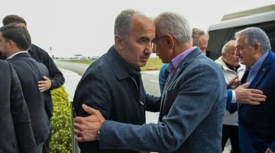 Bakan Uraloğlu Rize’de sel felaketi sonrası ekiplerin çalışmalarını değerlendirdi