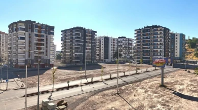 Melikgazi Belediyesi 300 daireyi Küçükali-Battalgazi'de sahiplerine teslim ediyor