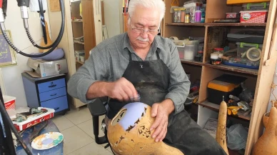 Mahmut Ertan hat yazılı kabakları Craft İstanbul Fuarı'nda sergileyecek