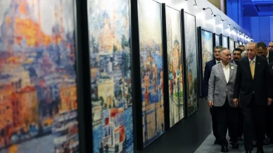 Cumhurbaşkanı Erdoğan Beş Ressam Bir Şehir Canım İstanbul sergisini inceledi