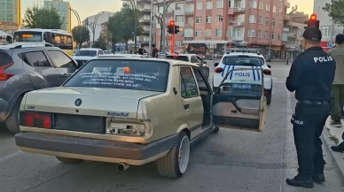 Aksaray'da malaklı köpeği çalmaya çalışan şüpheliler polisle kovalamaca yaşadı