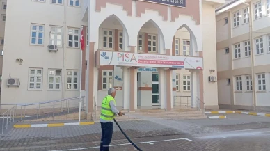 Siirt Belediyesi okullarda temizlik ve hijyen çalışması başlattı