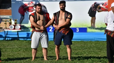 Alper Aslan Türkiye Şampiyonası'nda Başpehlivanlık Unvanını Kazandı.