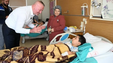 Karacabey Belediyesi geleneksel toplu sünnet şöleni ile çocuklara destek oldu