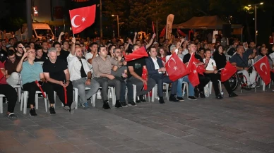 Isparta Belediyesi A Milli Erkek Basketbol Takımı'nın zaferini dev ekrandan izletti