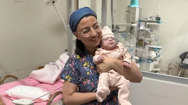 Erzurum Şehir Hastanesi’nde prematüre bebek anne kucağına kavuştu