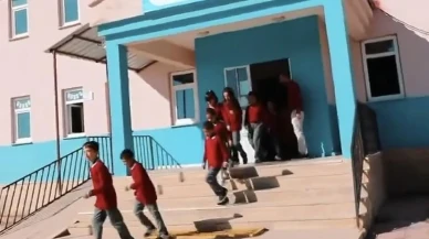 Van İl Jandarma Komutanlığı okul çevresinde atlı devriye yaptı