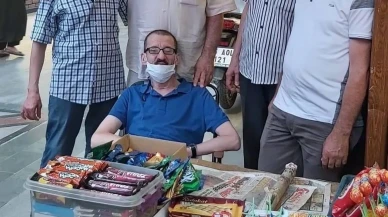 İnegöl Belediye Başkanı Alper Taban engelli satıcının zararını tazmin etti