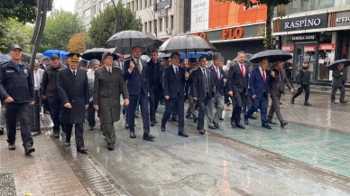 Bolu’da Gaziler Günü yağmur altında coşkuyla kutlandı