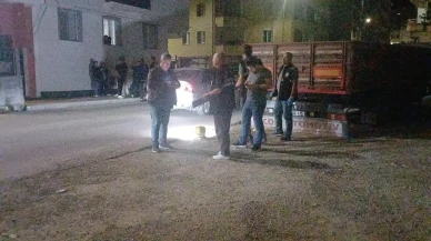 Çorum'da iki genç kız binaya tüfekle ateş açıp kaçtı