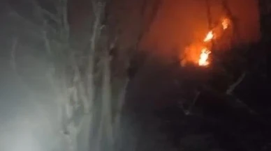 Hatay'ın Arsuz ilçesinde elektrik tellerinden yangın çıktı ekipler müdahale etti