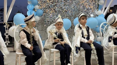 Karabük Belediyesi çocuklara altın hediye etti