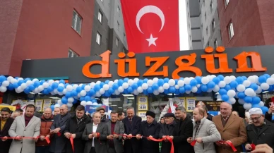 Erzurum'da Düzgün Marketler zinciri 25’nci şubesini törenle açtı