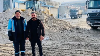 Erzurum'da sanayi esnafı için kar temizliği yapıldı