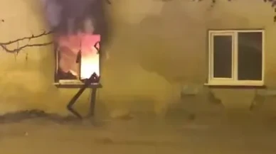 Bursa'nın İnegöl ilçesinde 2 katlı evde çıkan yangın kontrol altına alındı