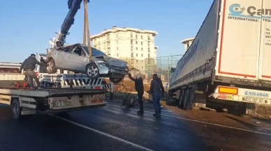 Şanlıurfa’da buzlanma nedeniyle zincirleme kazada 2 kişi hayatını kaybetti