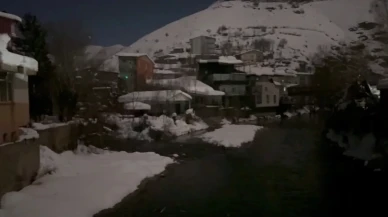 Van'ın Çatak ilçesinde elektrik kesintisi 3 gündür devam ediyor