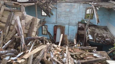 Samsun'un Çarşamba ilçesinde asırlık cami çürümeye terk edildi