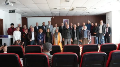 3 Ocak şiir yarışmasında dereceye girenlere ödülleri verildi