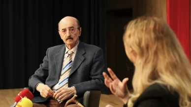 Bursa'da usta gazeteci Hüsnü Mahalli Medya Buluşmaları'na konuk oldu