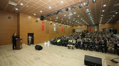 Siirt Valisi Kızılkaya, emniyet teşkilatının huzur ve güvenlik çalışmalarını değerlendirdi