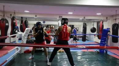 Kartepe'de çocuklar kış spor okullarıyla fiziksel ve sosyal gelişimlerine katkı sağlıyor