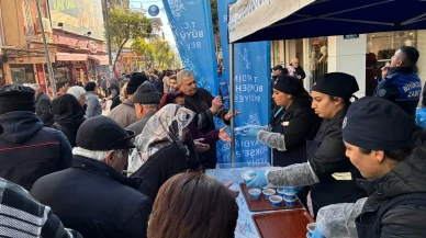 Aydın Büyükşehir Belediyesi Miraç Kandili’nde helva hayrı yaptı