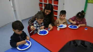 1. "Kuşadası Belediyesi çocuk gelişim merkezi geleceğe umut oluyor" 2. "Kuşadası'nda çocuk gelişim