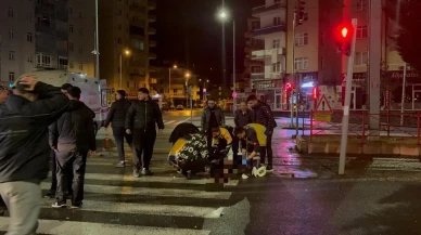 Kayseri'nin Talas ilçesinde ciple motosiklet çarpıştı, 2 kişi ağır yaralandı