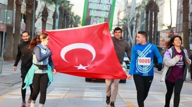 Denizli’de Atatürk Yol Koşusunda dereceye giren sporcular ödüllendirildi