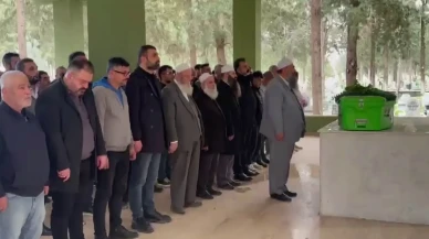 Hatay’da otomobilin çarptığı bisikletli adamın öldüğü kaza anı kamerada