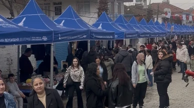 Bayındır Nergis Festivali yağışlı havaya rağmen yoğun ilgi gördü