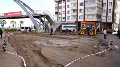 Giresun Belediye Başkanı Fuat Köse meydan düzenleme çalışmalarını yerinde inceledi