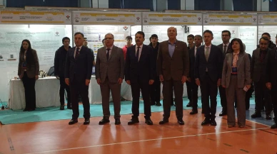 Kayseri'de TÜBİTAK lise öğrencileri araştırma projeleri yarışması başladı