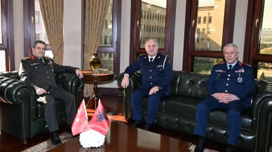 Ankara’da Genelkurmay Başkanı Bayraktaroğlu Arnavutluk Hava Kuvvetleri Komutanı Dimo’yu kabul etti