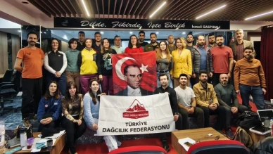 Karslı dağcılar Türkiye Dağcılık Federasyonu tarafından spor tırmanışı hakemliği unvanı aldı
