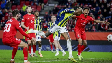 Fenerbahçe Norveç deplasmanında Brann'ı 4-0 mağlup etti