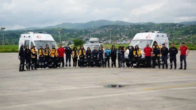 Samsun'da kadın sağlık çalışanları ambulans sürüş eğitimi ile acil durumlara hazır hale geldi