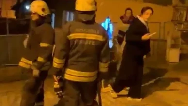 Kocaeli’de kamyonetin çarptığı duvarın altında kalan kişi yaralandı