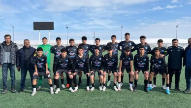 Muş Gençlerbirliği 50. yılında çifte şampiyonluk sevinci yaşadı