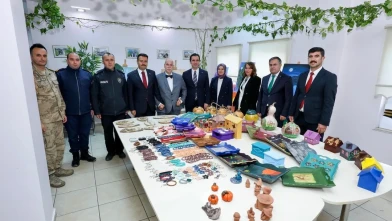 Ahlat’ta Dünya Engelliler Günü dolayısıyla anlamlı etkinlik düzenlendi