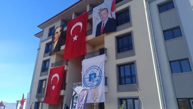 Bilecik'te TOKİ tarafından 105 hak sahibine konut teslim edildi