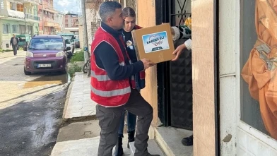 Efeler Belediyesi’nin 'Kardeş Eli' projesi ihtiyaç sahibi vatandaşlara destek oldu
