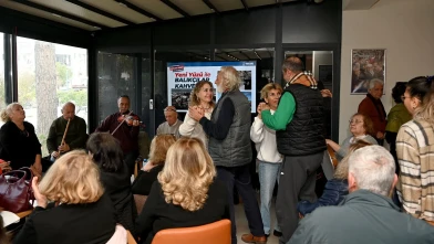 Kuşadası Belediye Başkanı Ömer Günel sosyal belediyecilikte kararlı olduğunu söyledi